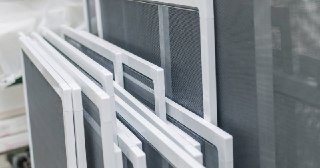 Москитные сетки на пластиковые окна Златоуст купить по цене от 953 руб.